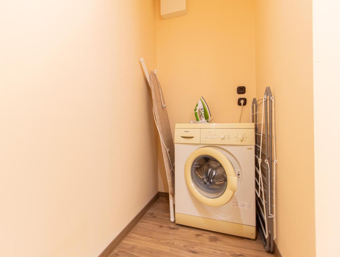 Deli Terasz B Apartman Free Parking, Self-Check-In Anytime Gyor Luaran gambar